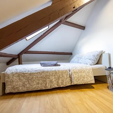 Le Petit Duplex Du Paul B Apartamento *